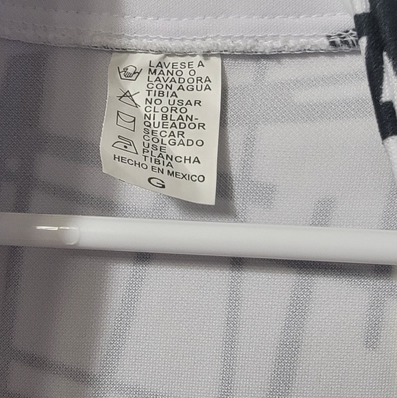 2 Piece Sets for Women Long Sleeve Solid Color White and Black Open Front. - Picture 6 of 8